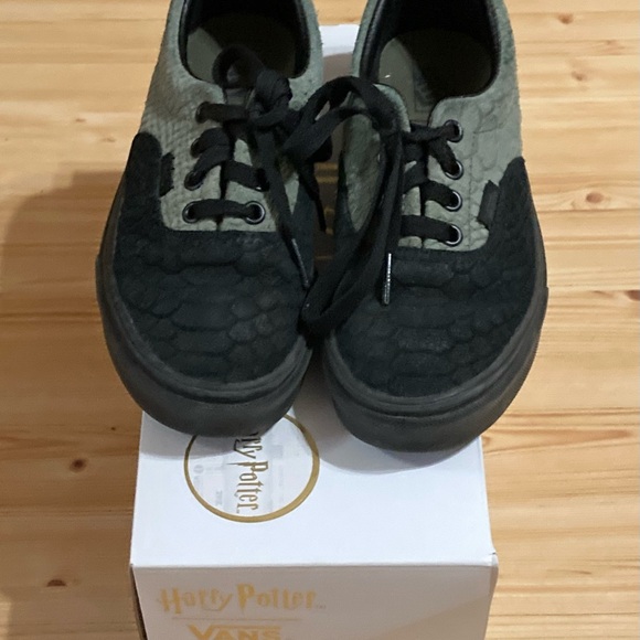 Vans x Harry Potter Slytherin Snake Print Sneakers Women’s 6 Men’s 4.5 - Picture 4 of 8